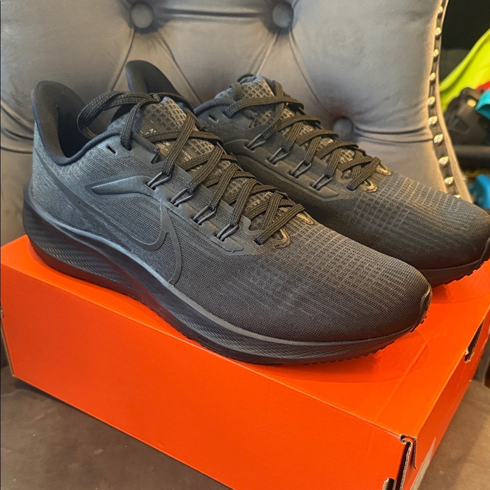Nike Men's Air Zoom Pegasus 39 - Size 11 Men’s - Black/Black Anthracite